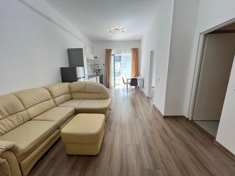 Apartament cu 2 camere semidecomandat, mobilat în Dâmbul Rotund