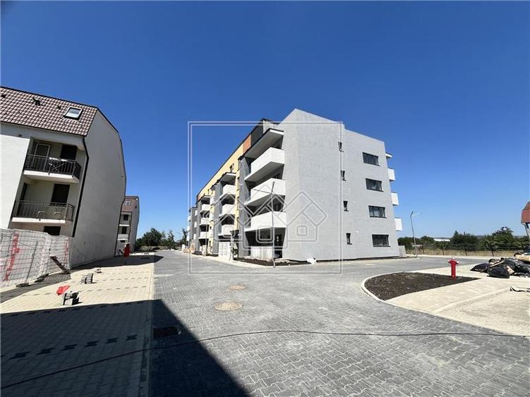 Apartament 2 camere la cheie + curte proprie, bloc nou - 2