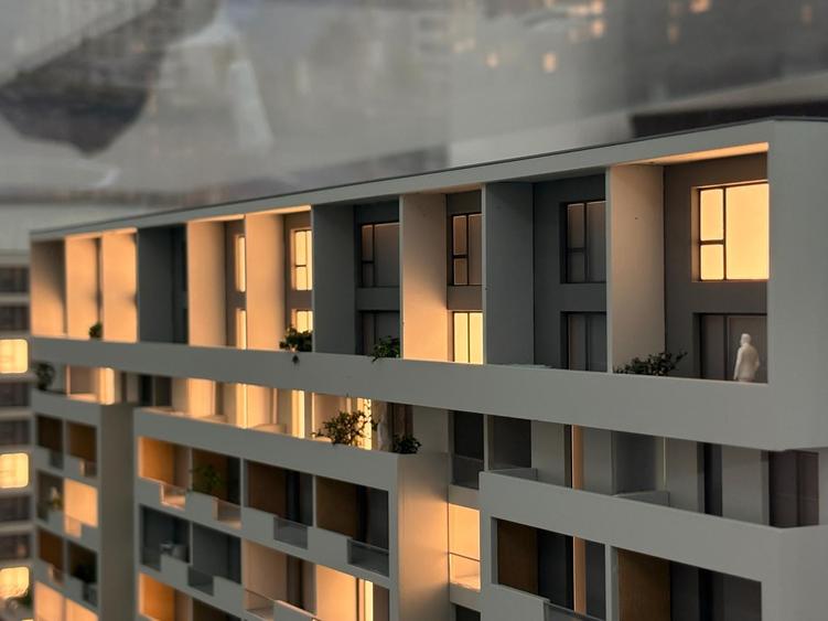 Apartament cu 3 camere decomandat în Splaiul Unirii