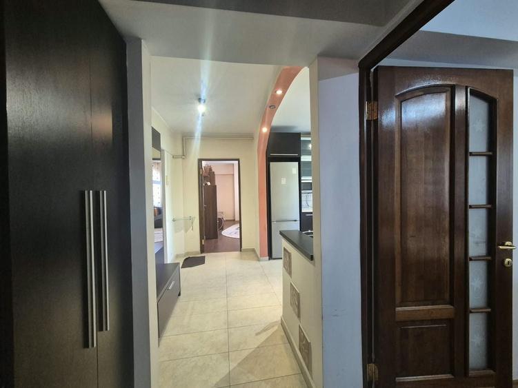 Apartament cu 2 camere în Centrul Civic