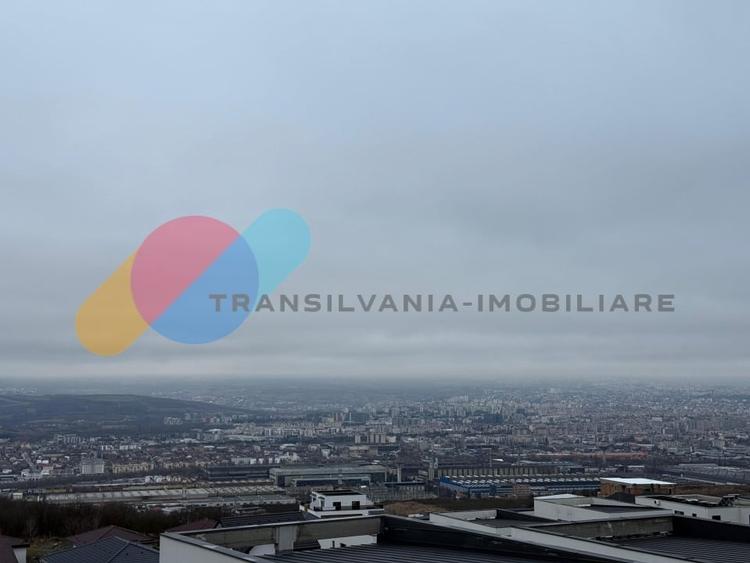 Casă individuală cu 4 camere cu Canalizare în Iris