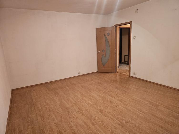 Apartament decomandat în Bucur Obor