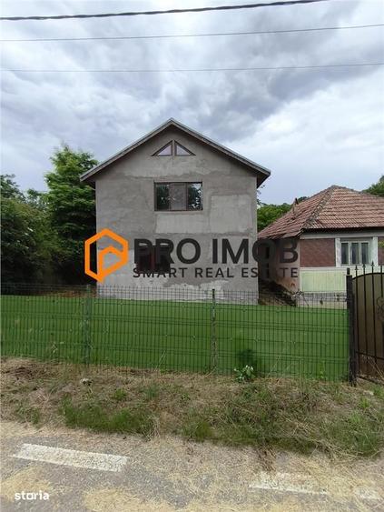 Casă cu 2 camere decomandat în Cocârceni