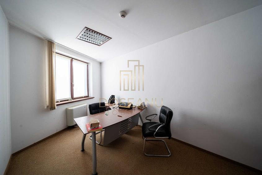 Spațiu industrial, de 4,635 mp, în Exterior Est