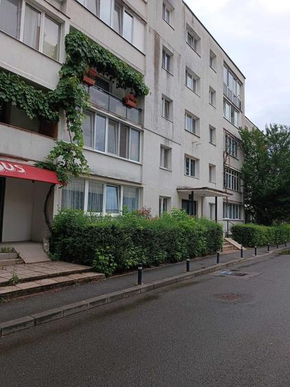 Apartament cu 4 camere decomandat în Mănăștur