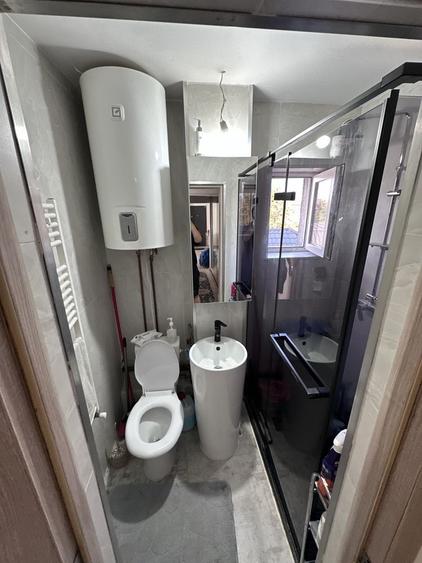 Apartament cu 3 camere decomandat în Luminiș
