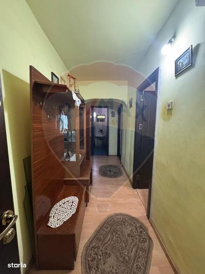 Apartament cu 2 camere decomandat, mobilat în Craiovița Nouă — fotografia 1