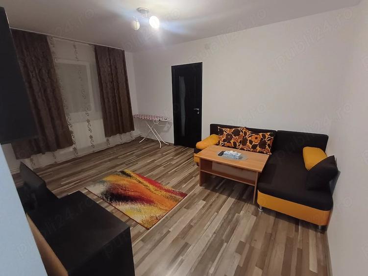 Apartament cu 2 camere semidecomandat în Tineretului
