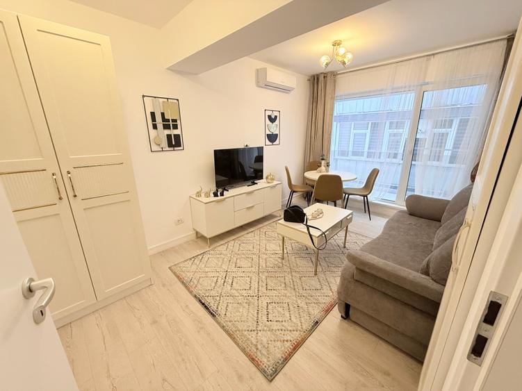 Apartament cu 2 camere decomandat în 13 Septembrie