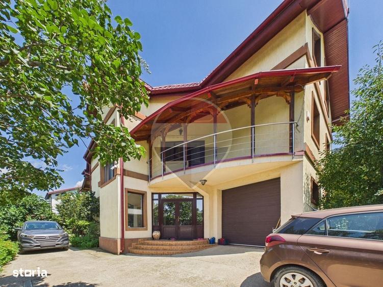 Spațiu comercial, de 800 mp, în Central