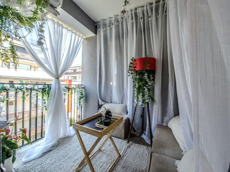 Apartament cu 2 camere semidecomandat, mobilat în Bună Ziua