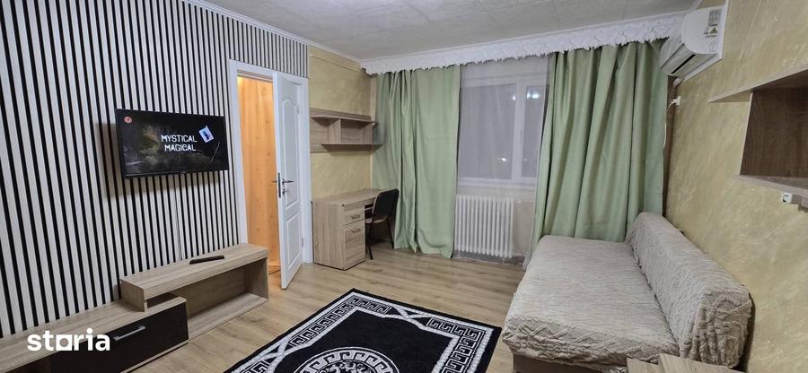 Apartament cu 2 camere nedecomandat în George Enescu