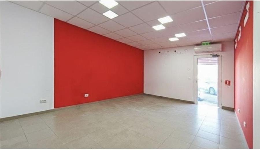 Spațiu comercial, de 60 mp, în Central