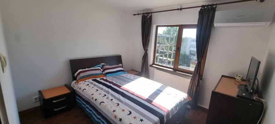 Vand apartament 3 camere decomandat - 2