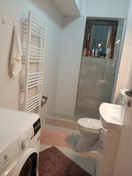Apartament cu 3 camere decomandat, mobilat în Nord
