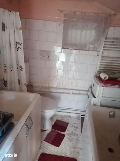 Casă cu 2 camere cu Teren 305 Mp în Gruia