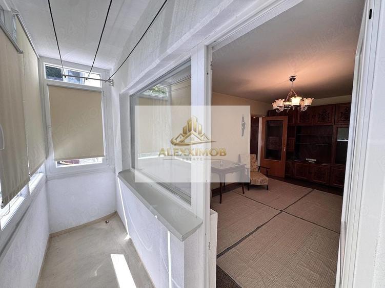 Apartament cu 2 camere semidecomandat, mobilat în Brâncoveanu