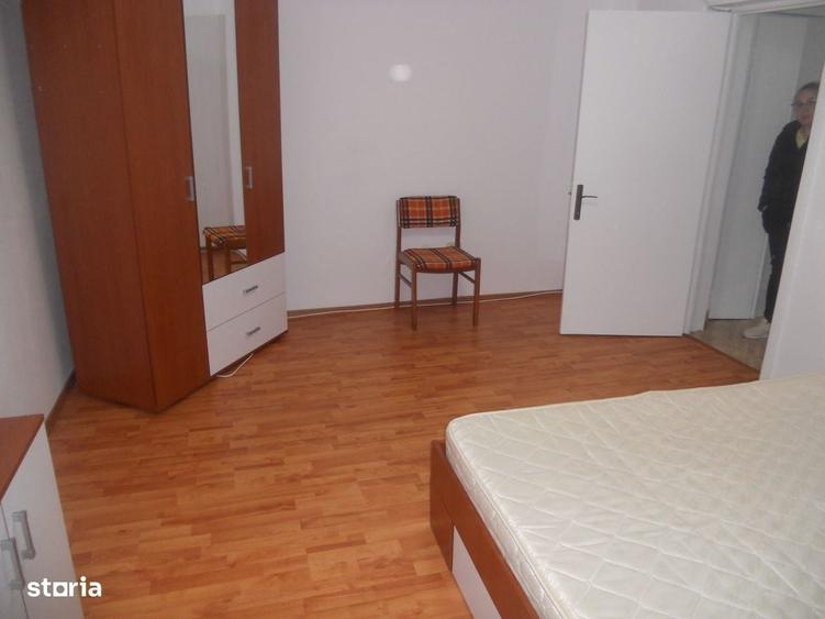 Apartament cu 2 camere decomandat în Mărăței