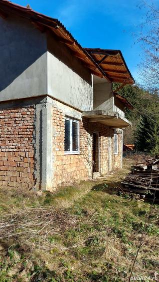 Casă cu Teren 1000 Mp în Tilișca