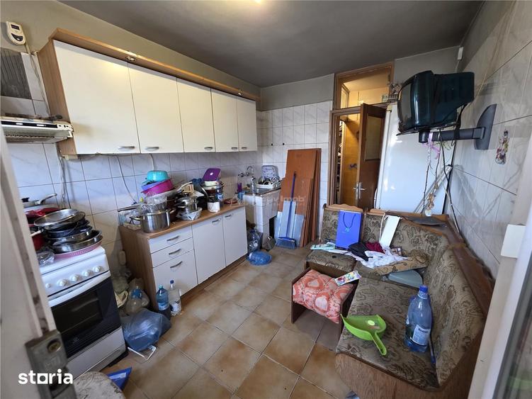 Apartament cu 2 camere în Văcăresti