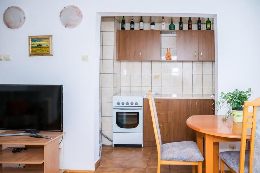 Apartament cu 2 camere semidecomandat în Floreasca