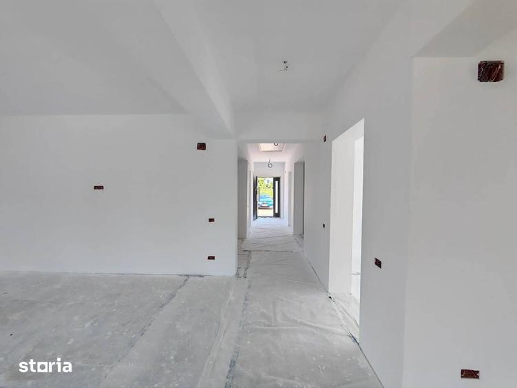 Casă cu 4 camere cu Teren 400 Mp în Crevedia