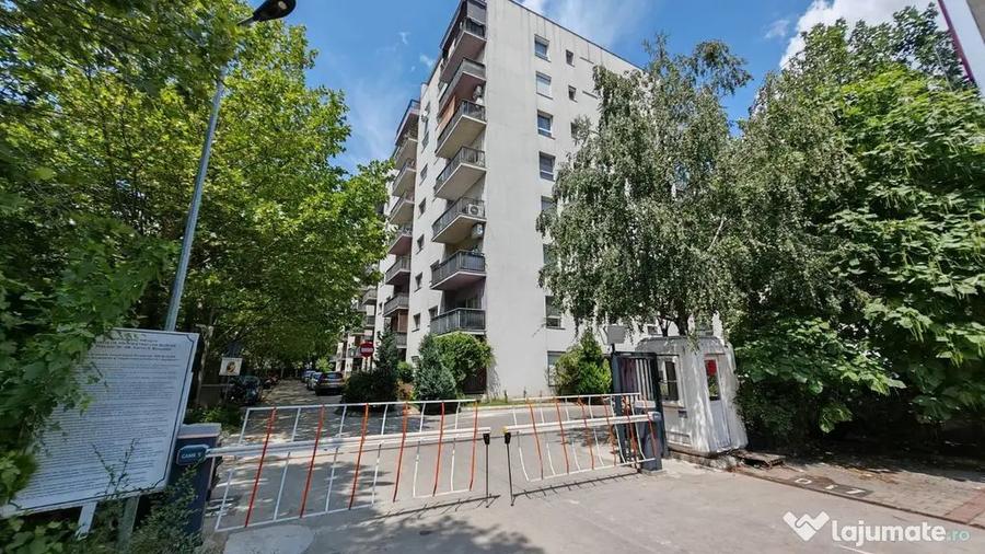 Apartament cu 2 camere decomandat, mobilat în Păcii