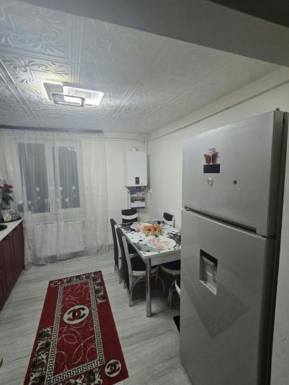 Apartament cu 2 camere semidecomandat în Exterior Vest
