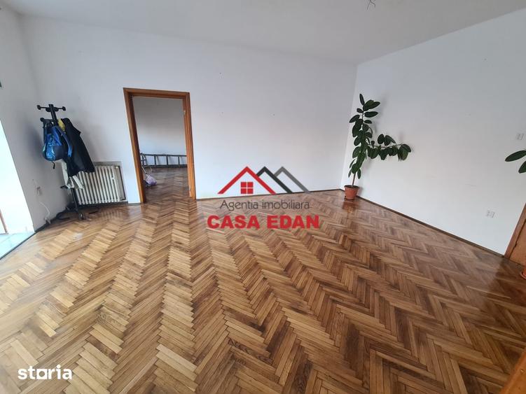 Casă cu 2 camere cu Teren 400 Mp în Ultracentral
