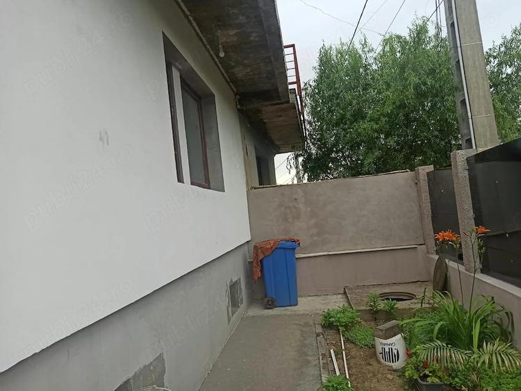 Casă cu 4 camere cu Teren 335 Mp în Central