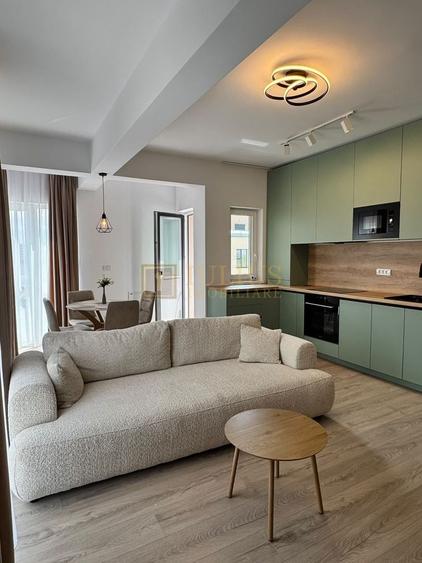 Apartament cu 2 camere decomandat, mobilat în Torontalului