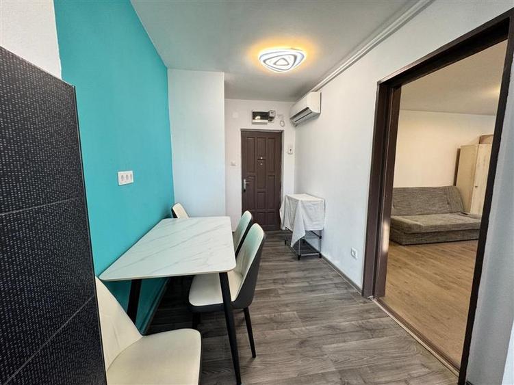 Apartament cu 2 camere decomandat în Progresul