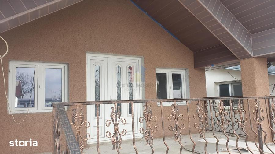 Casă cu 2 camere cu Teren 150 Mp în Pisc