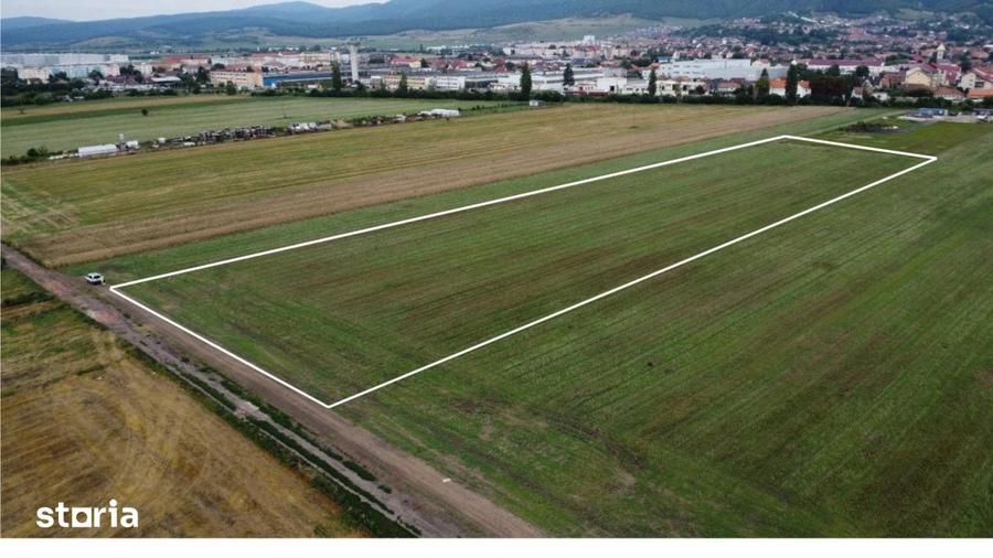 Teren industrial Codlea intravilan, ideal hala/depozit/ logistica - 2