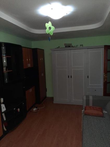 Apartament cu 2 camere decomandat în Steaua