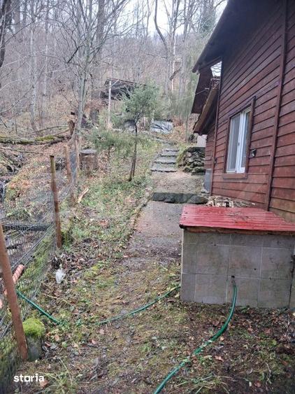 Casă cu 5 camere cu Teren 370 Mp în Mihai Viteazu