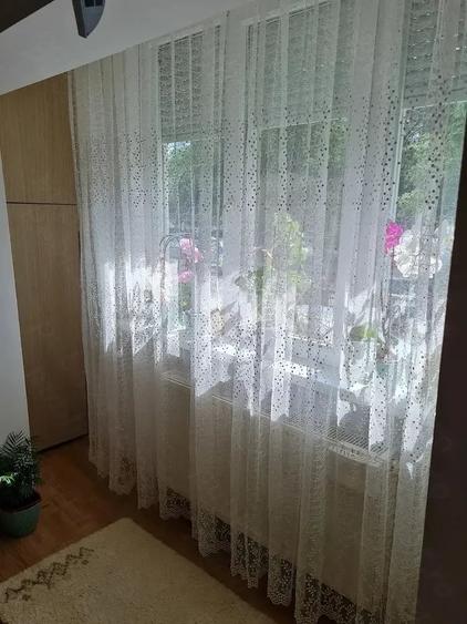 Garsonieră decomandată în Lipovei