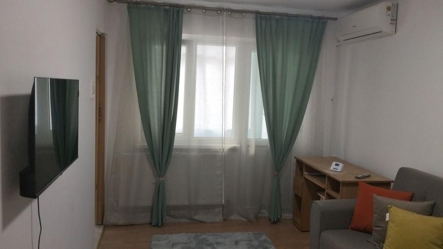 Garsonieră în Sârbi