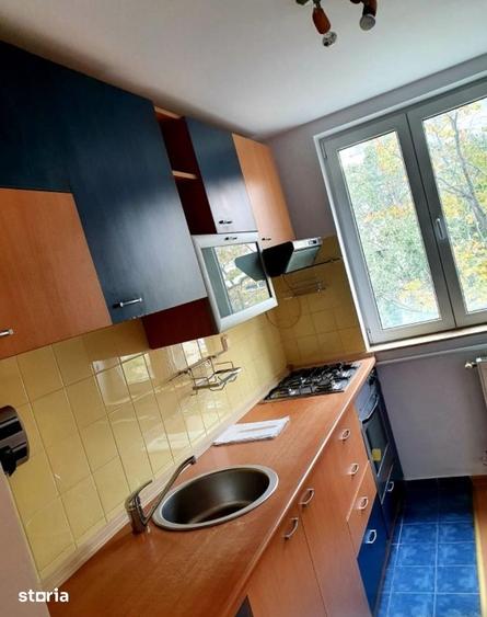 Apartament cu 3 camere în Drumul Taberei