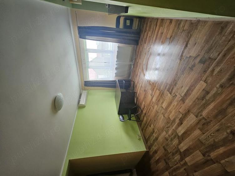Apartament cu 3 camere semidecomandat în George Enescu