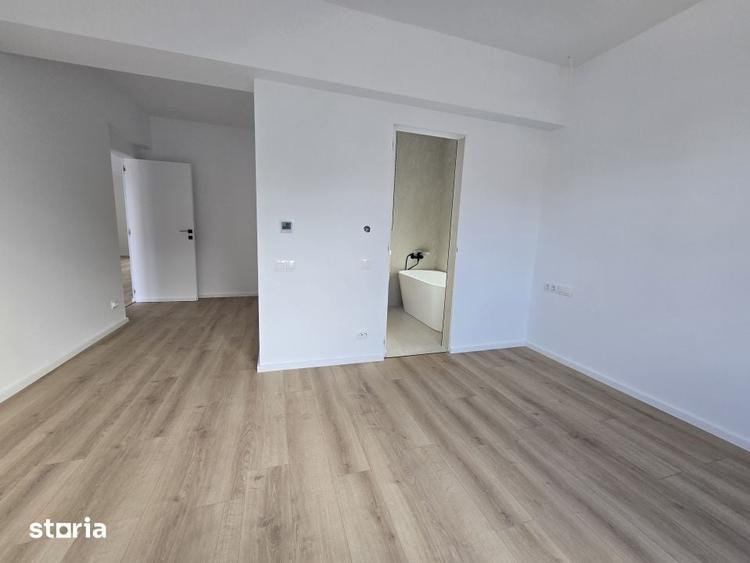 Casă cu 4 camere cu Teren 580 Mp în Balotești