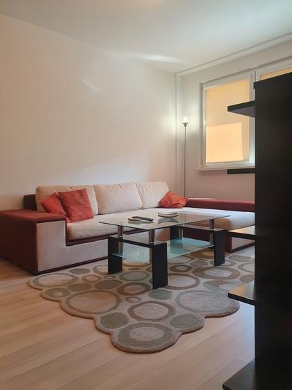 Apartament cu 2 camere semidecomandat în Baba Novac