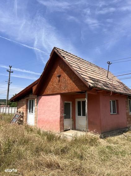 Casă cu 4 camere în Șeulia de Mureș
