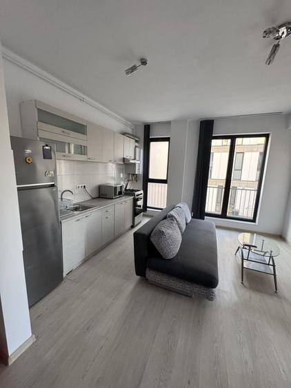 Apartament cu 2 camere semidecomandat în Central