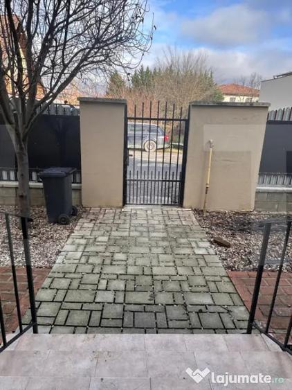 Casa spa?ioasa, de vanzare, cu 4 camere, 120 mp, zona Sel - 14