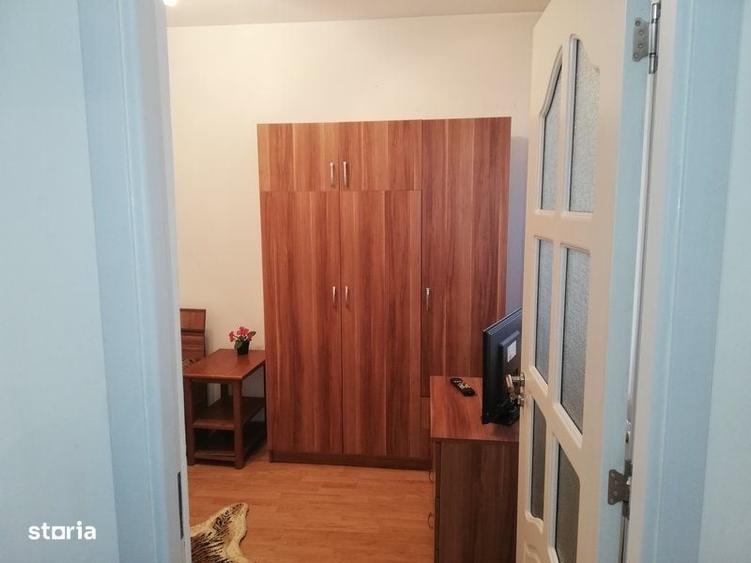 Casă cu 2 camere decomandat în Ștefan cel Mare