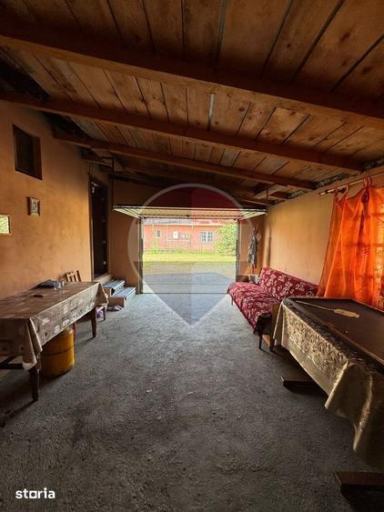 Casă cu 6 camere cu Teren 1526 Mp în Bolotești