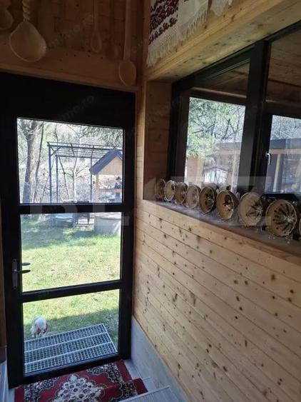 Casă cu 4 camere cu Teren 768 Mp în Mărișel