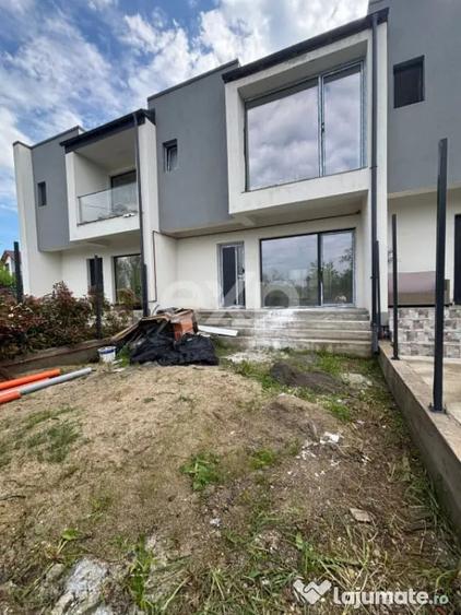 Casă cu 3 camere cu Teren 200 Mp în Smeura