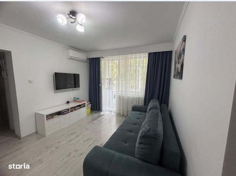 Apartament cu 2 camere în Craiovei